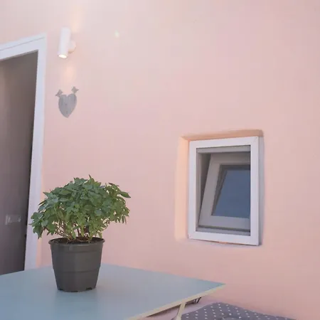 Bird Nest-santorini Cave Holiday home